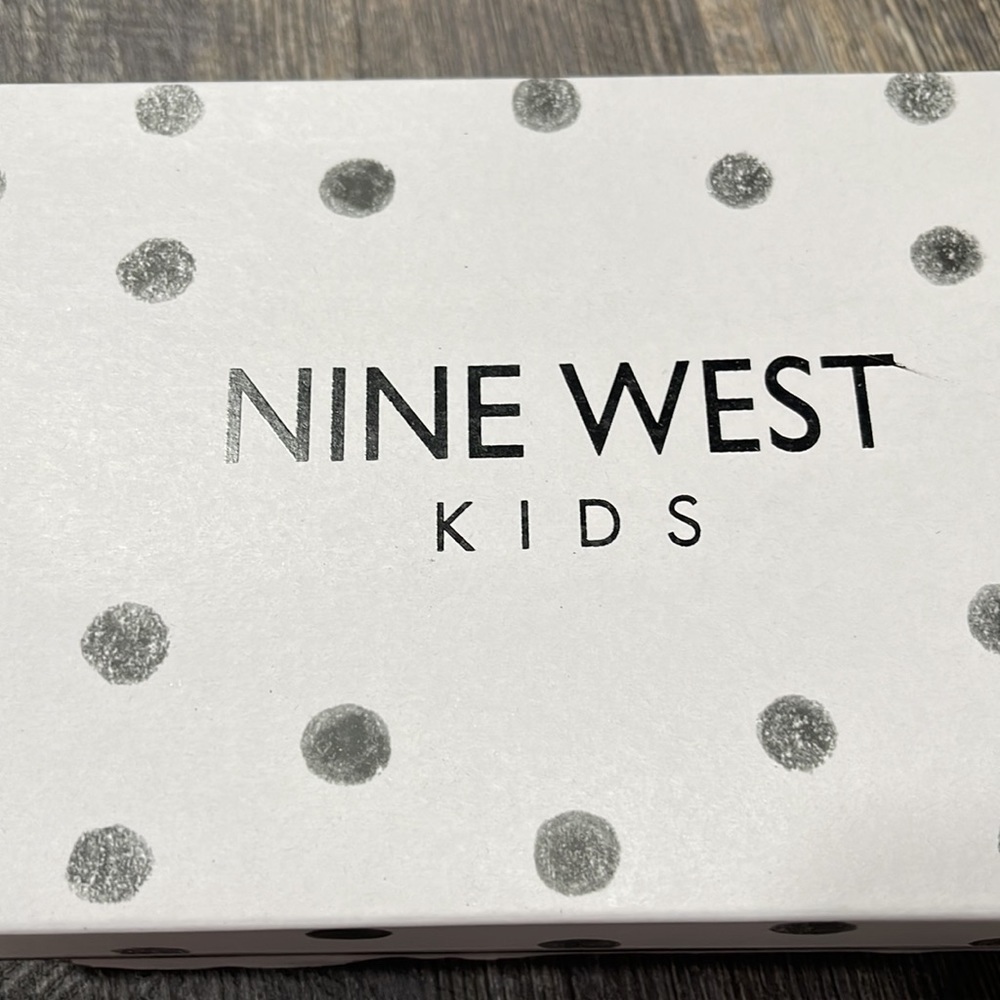 Nine West girls shoes - Picture 13 of 13